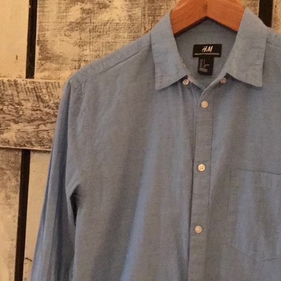 H&M Chambray Regular Fit Button Down sz S - Picture 4 of 14